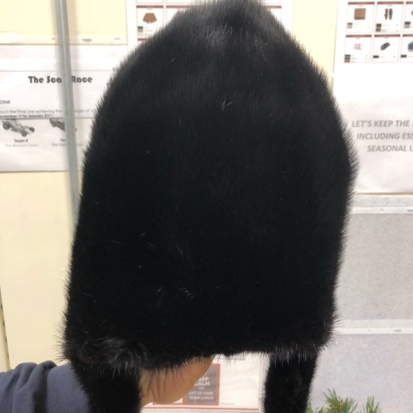 Celine - Picture 5 of 7